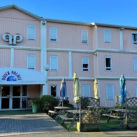 Hotel Quick Palace *