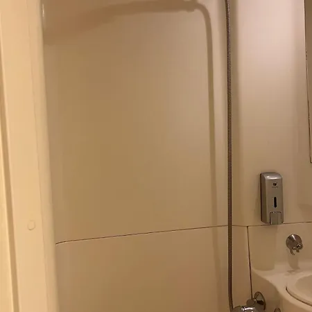 Quick Palace Отель *