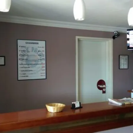 Otel Kyriad Eco - Biarritz *