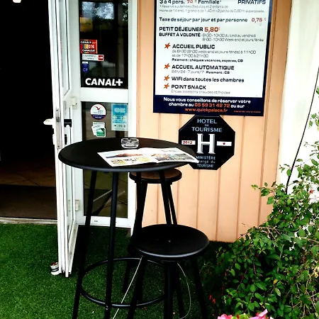 Quick Palace ホテル